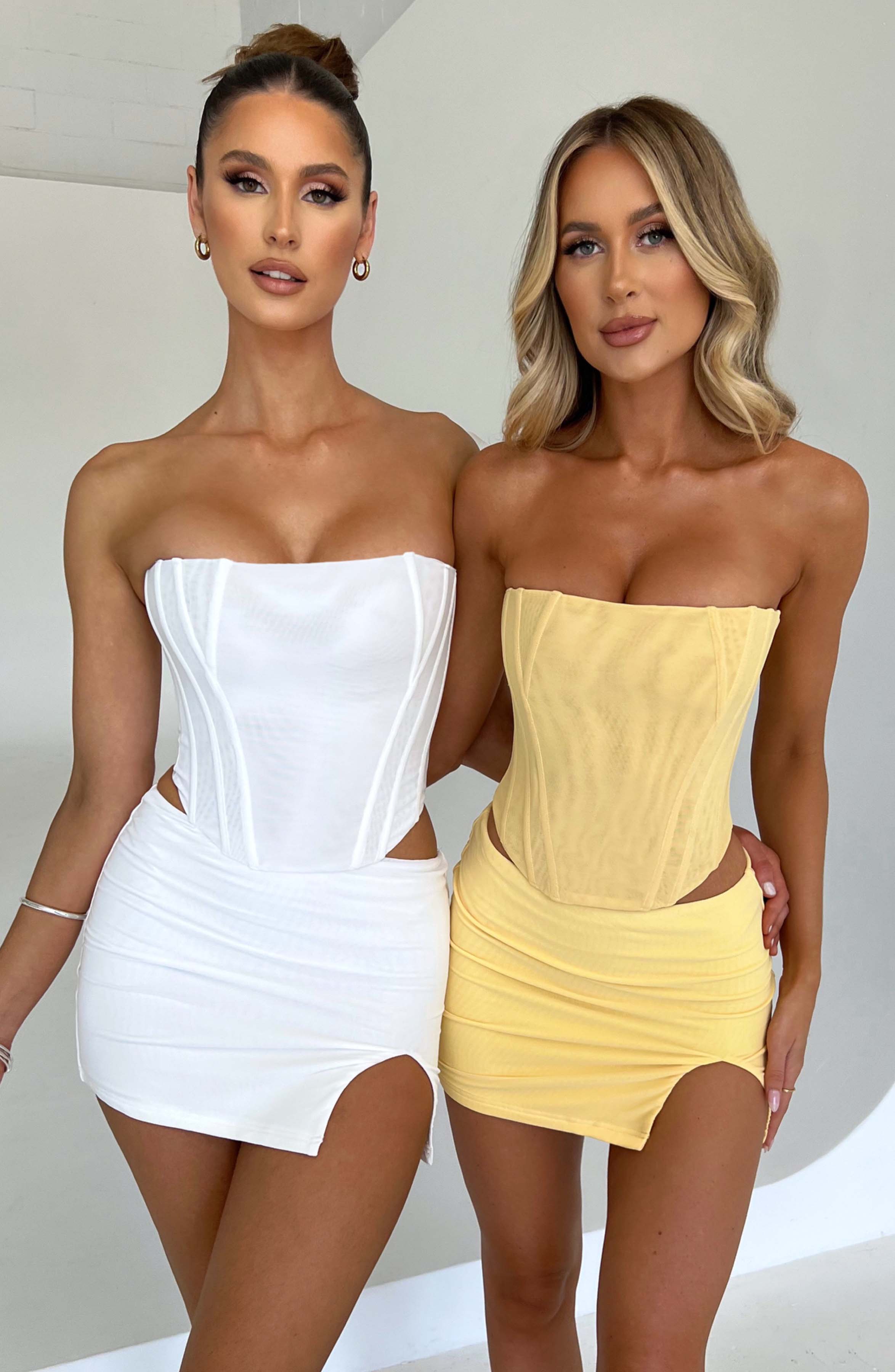 Alina Mini Skirt - White - Napalia